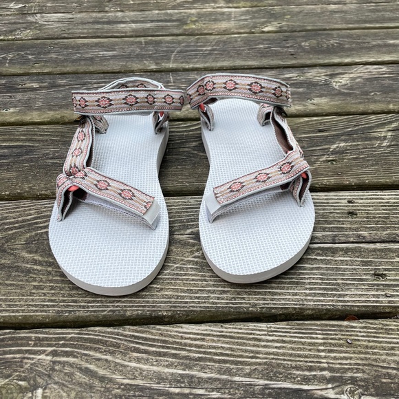 Teva Women's Sandals Size 9 - Picture 3 of 10